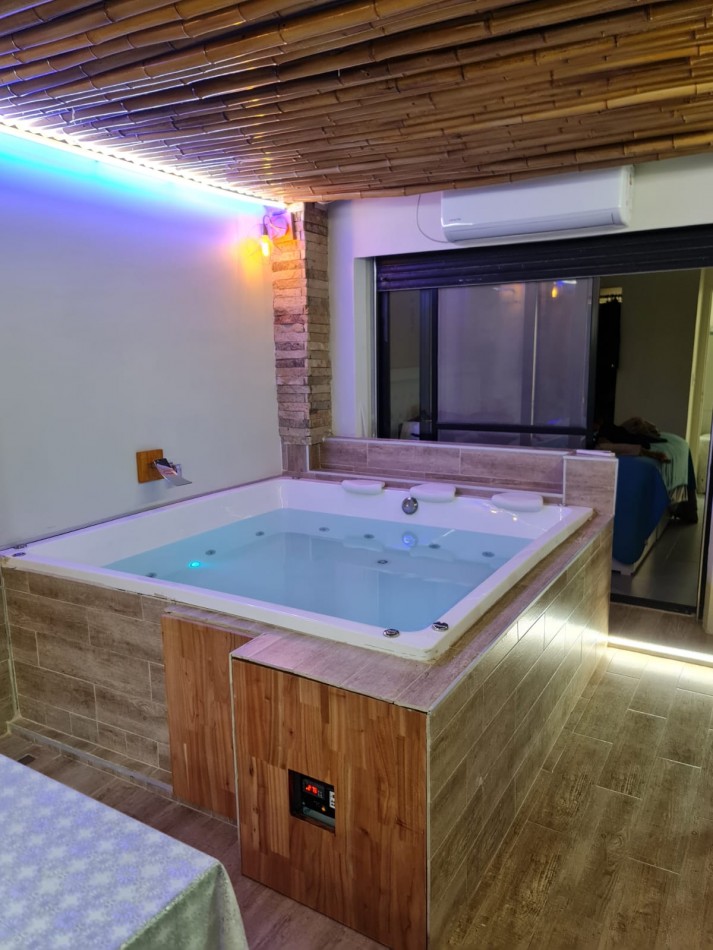 Semipiso de 3 Dorm con Dep. Cochera y Baulera. Edif con Seg 24 Hs y Amenities