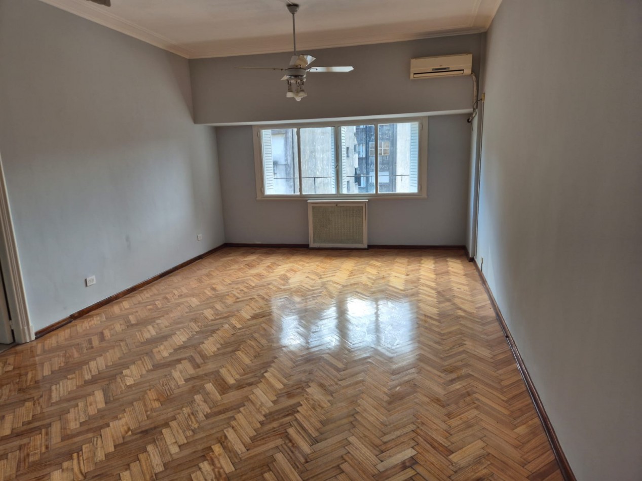 Luminoso Dpto 5 Ambientes Apto Profesional. Tot. Reciclado a Nuevo