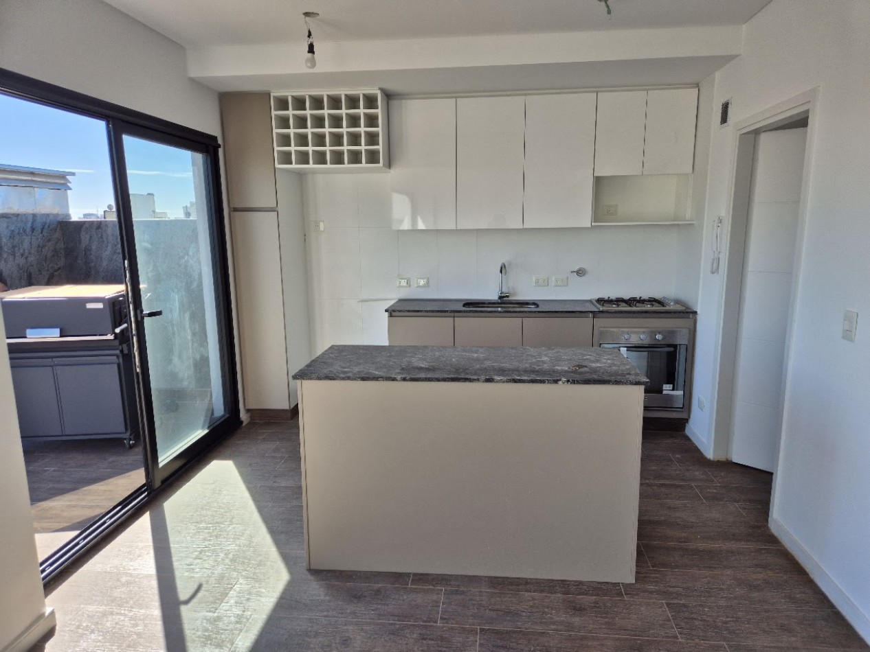 Gran Penhouse en Duplex A Estrenar con Cochera