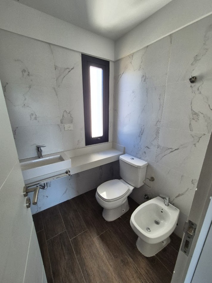 Gran Penhouse en Duplex A Estrenar con Cochera