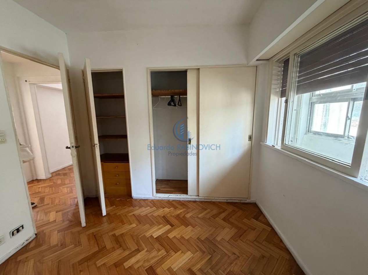 Dpto. 3 Ambientes Al Cfre. con Excelente Ubicacion