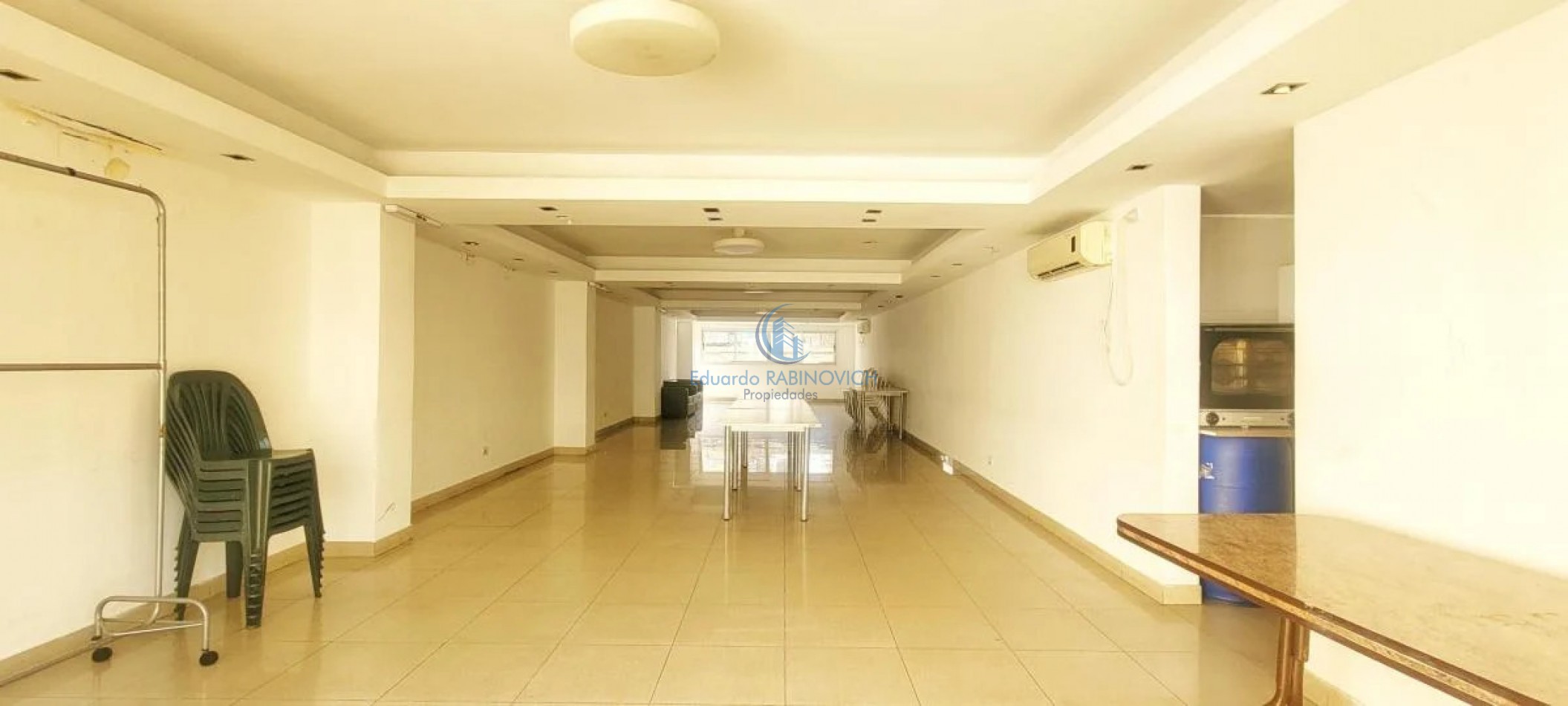  Departamento de 2 amb. Excelentemente Mejorado en piso Alto con Amenities