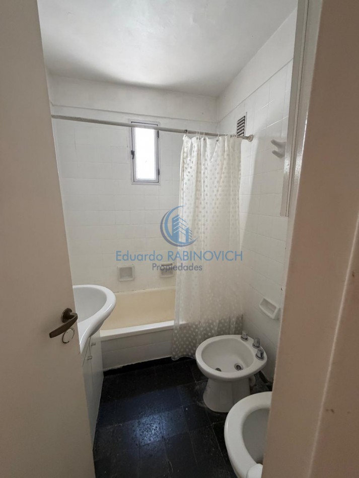 Dpto. 3 Ambientes Al Cfre. con Excelente Ubicacion