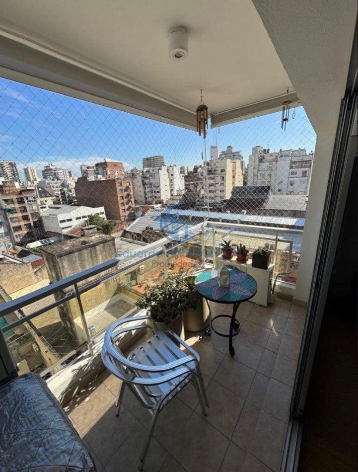  Departamento de 2 amb. Excelentemente Mejorado en piso Alto con Amenities