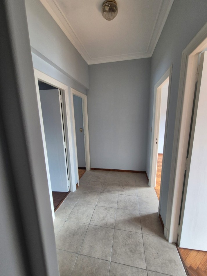 Luminoso Dpto 5 Ambientes Apto Profesional. Tot. Reciclado a Nuevo