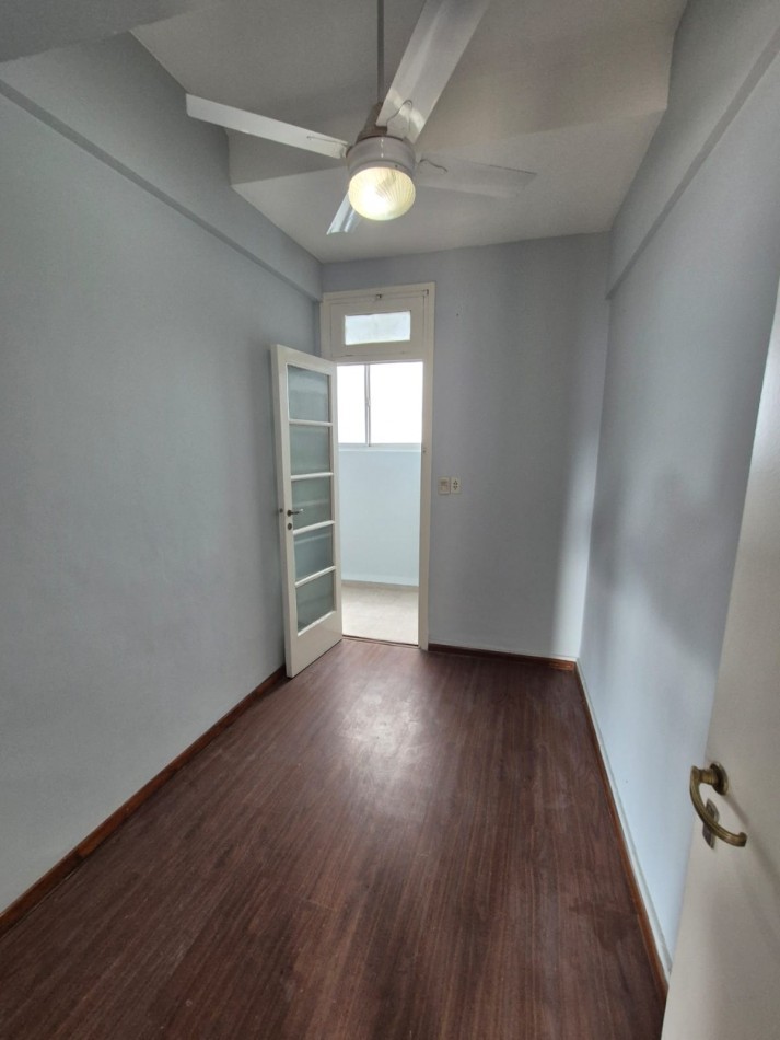 Luminoso Dpto 5 Ambientes Apto Profesional. Tot. Reciclado a Nuevo